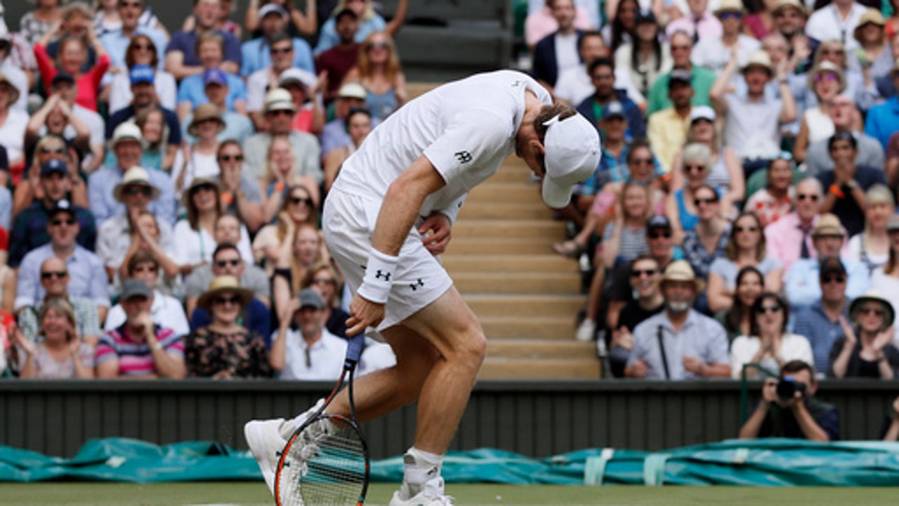 Fendrich on Tennis: 1 of Big 4 left at Wimbledon, Federer